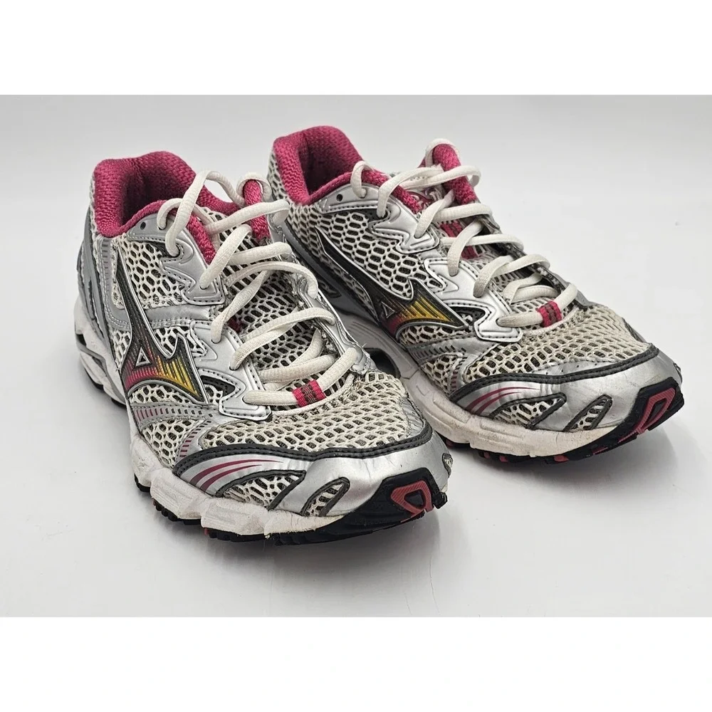 Mizuno wave rider